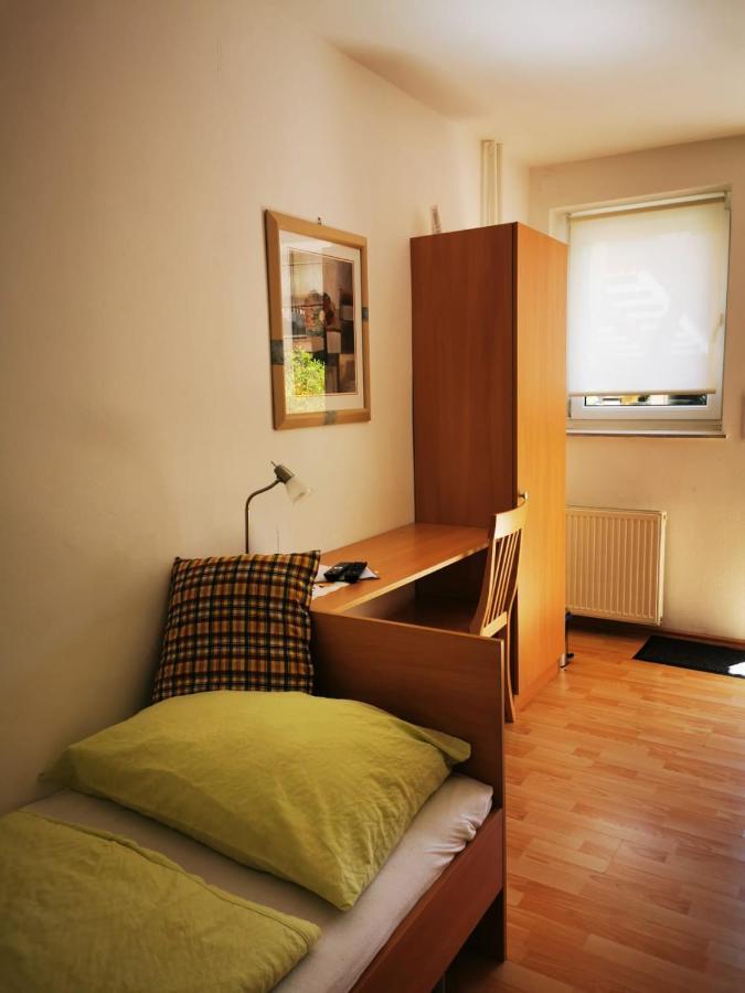 Hotel Goldene Krone Mistelbach Dış mekan fotoğraf