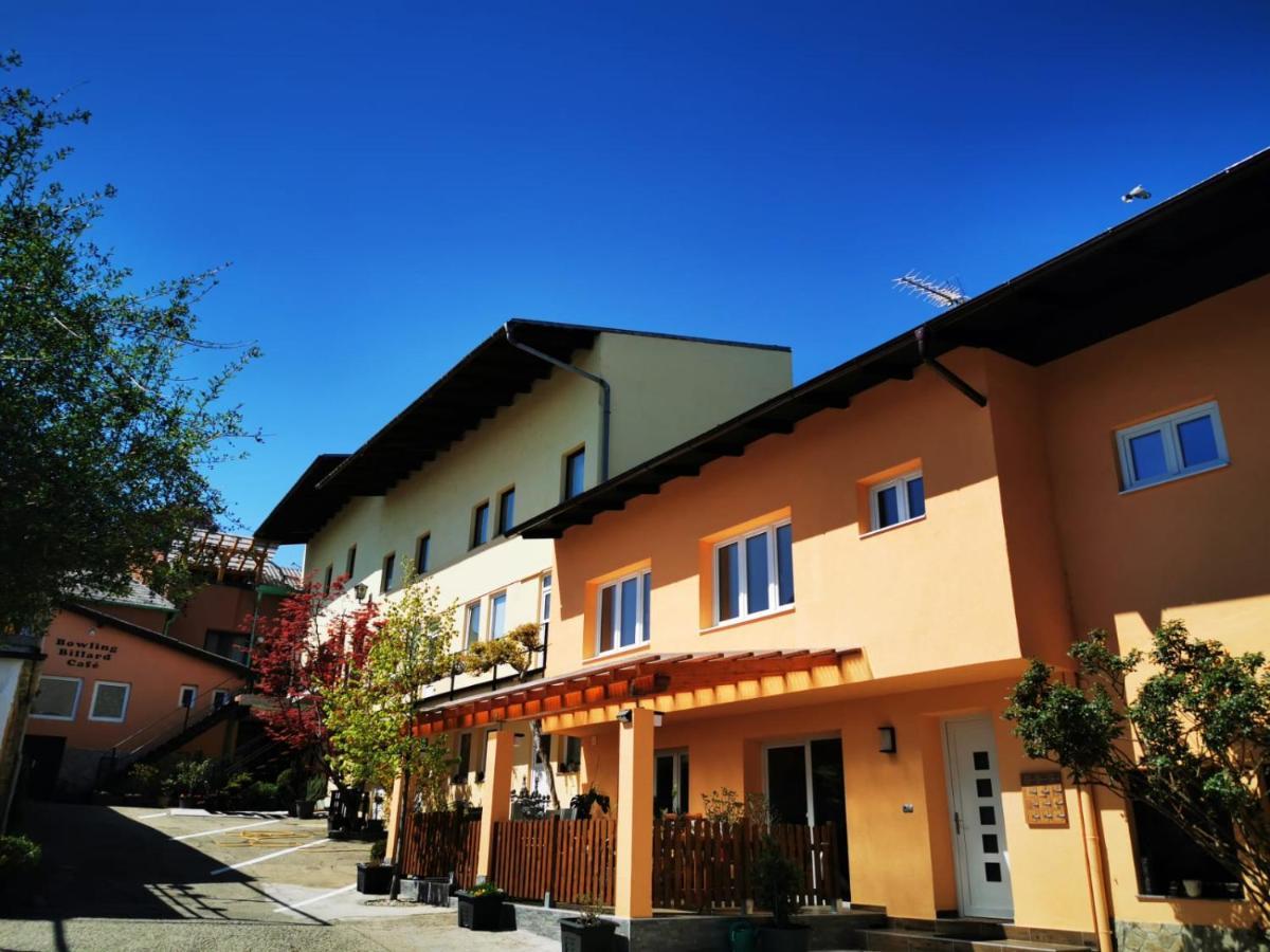 Hotel Goldene Krone Mistelbach Dış mekan fotoğraf