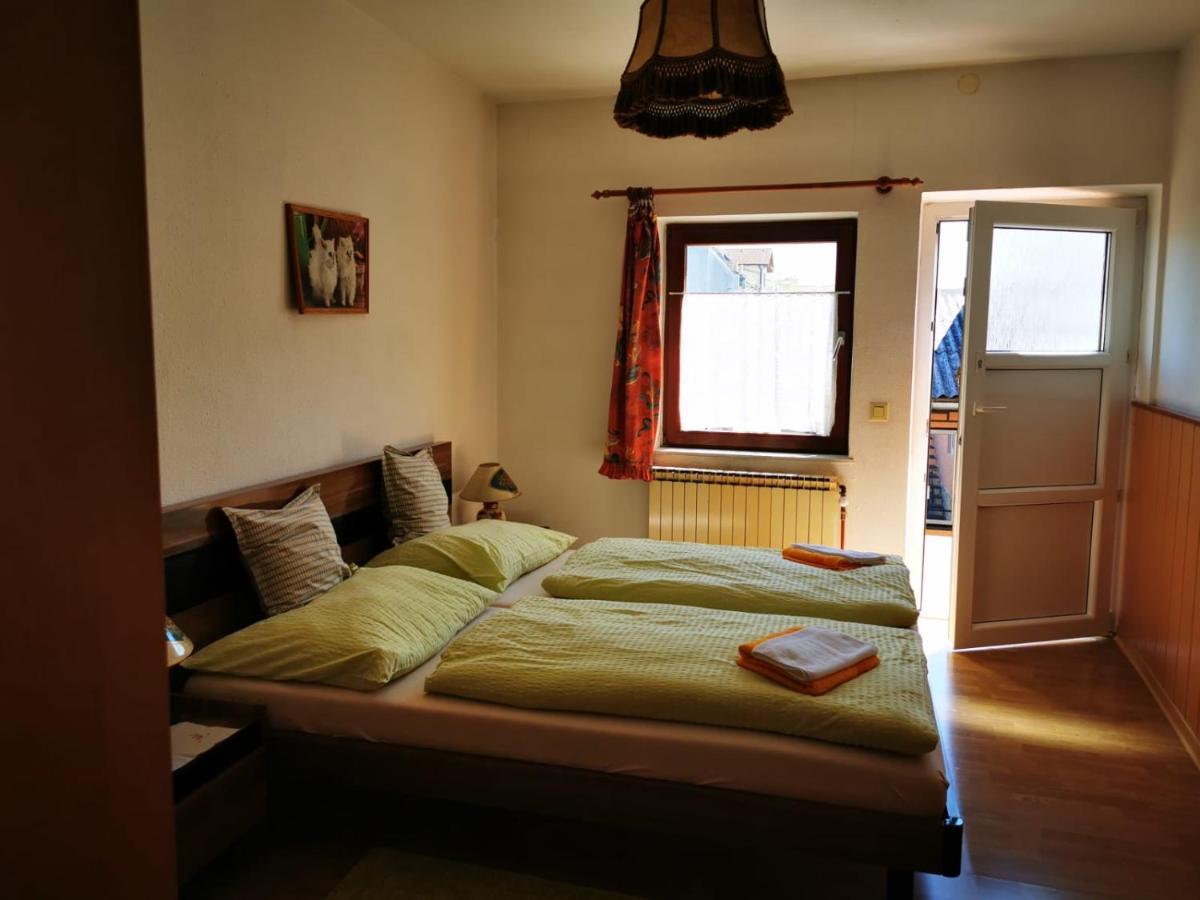 Hotel Goldene Krone Mistelbach Dış mekan fotoğraf