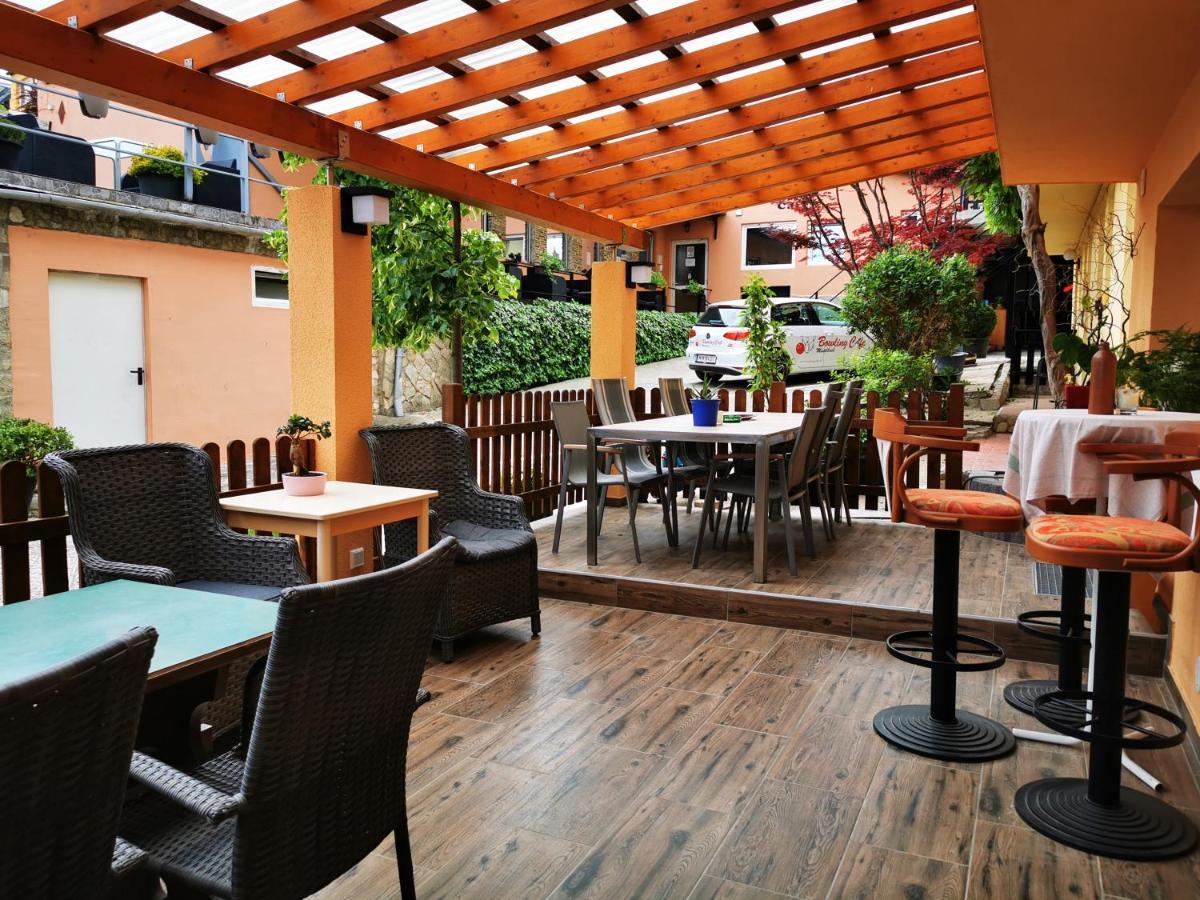 Hotel Goldene Krone Mistelbach Dış mekan fotoğraf