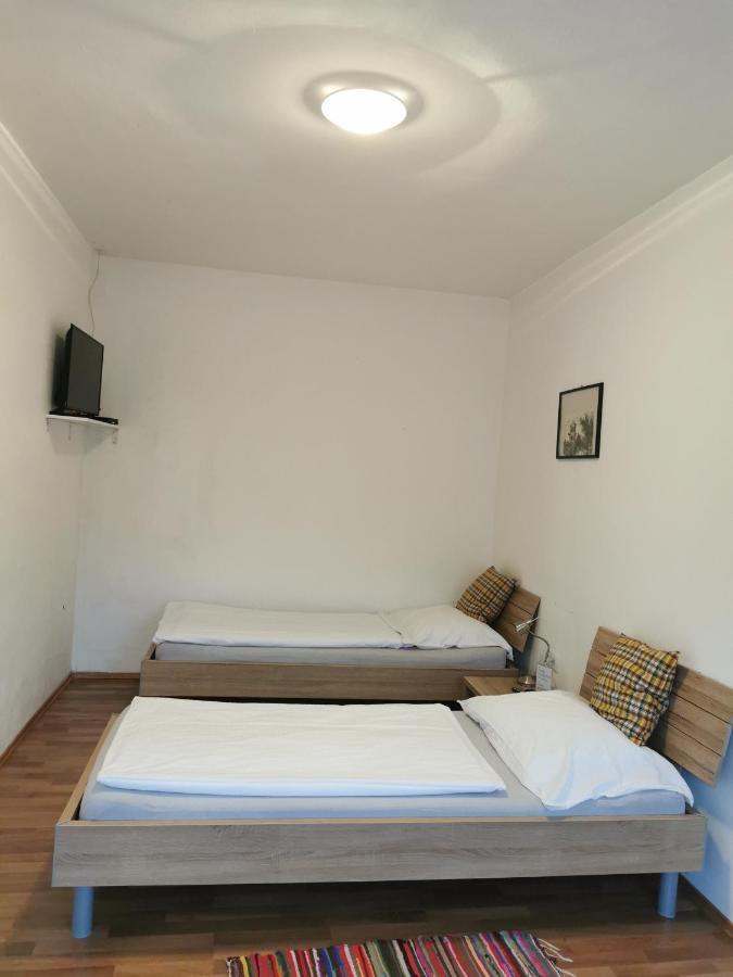 Hotel Goldene Krone Mistelbach Dış mekan fotoğraf