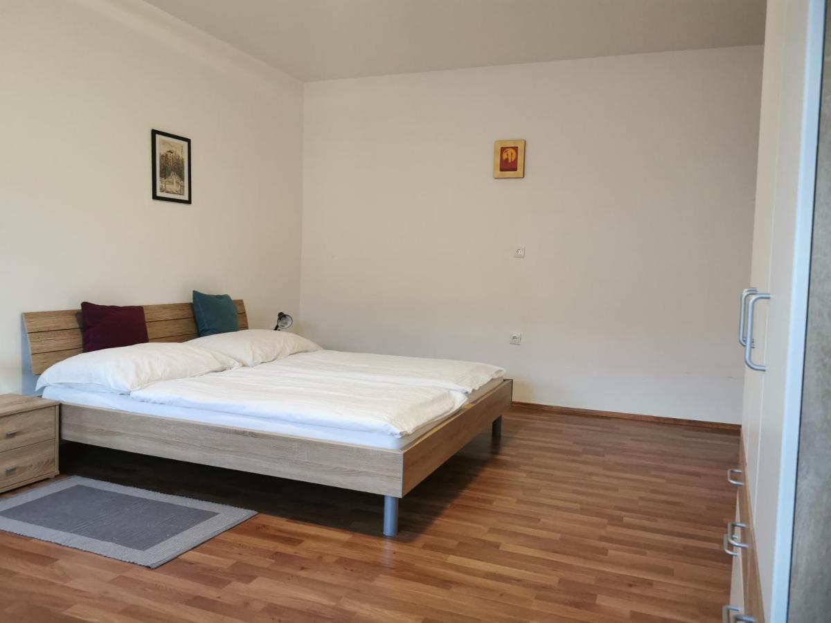 Hotel Goldene Krone Mistelbach Dış mekan fotoğraf